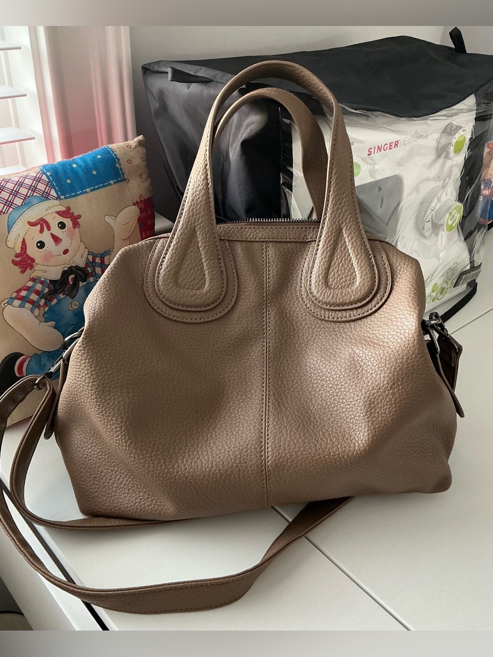 Women's Pebbled Leather Satchel Handbag